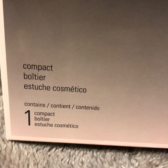 MARY KAY COMPACT - Picture 4 of 9